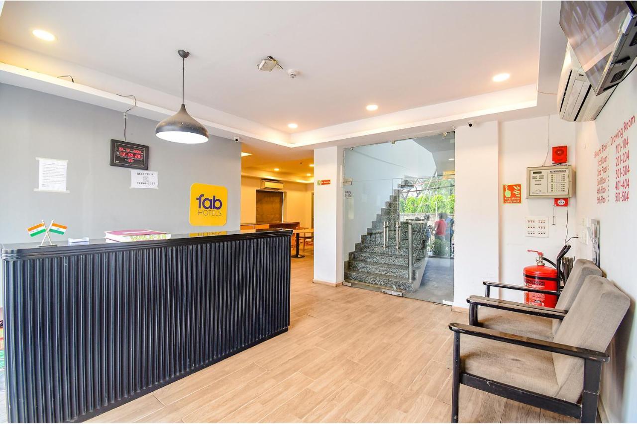 Oyo 060机场绿色拱廊联排别墅 加尔各答 外观 照片
